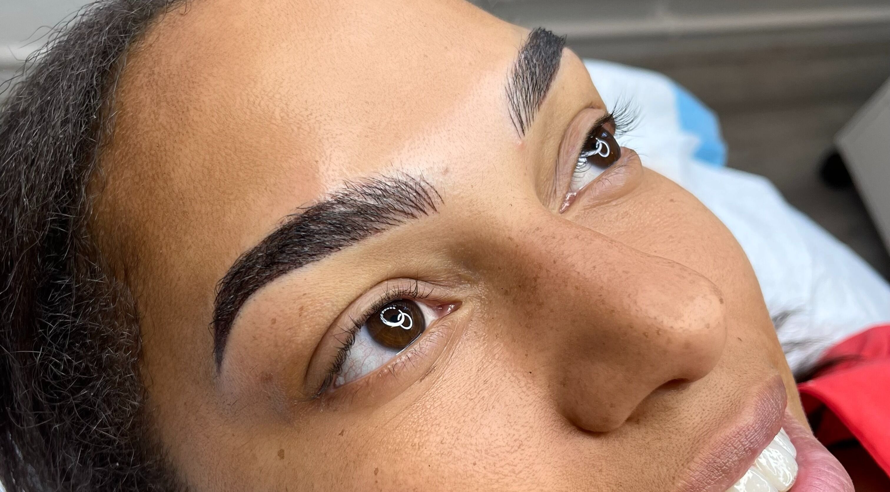 Perfectly shaped eyebrows at Shador Studio London in South Croydon, England, GB showcasing expert beauty care.