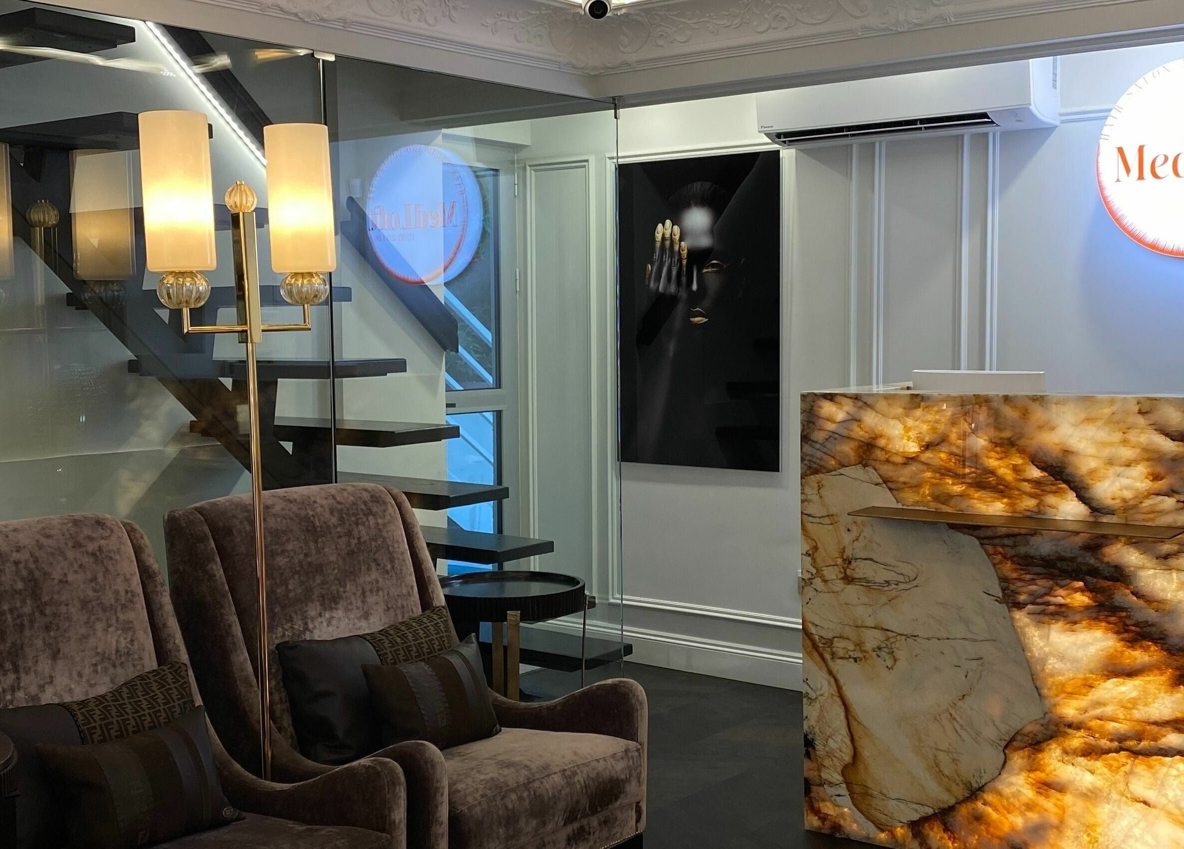 Luxurious lounge at Medloft Beauty Couture, Limassol, Limassol, CY with plush seating and elegant decor.