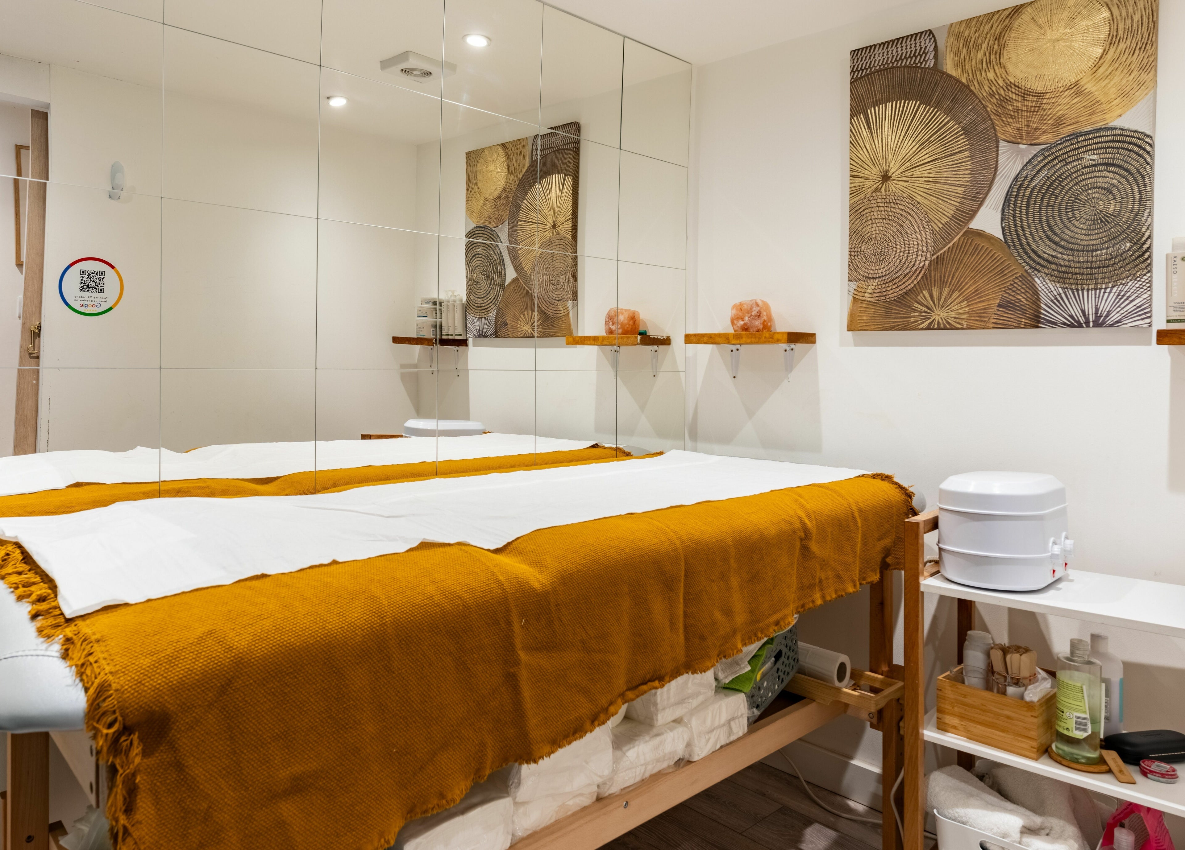 Relaxing spa room at Eighty-8 Notting Hill, London, England, GB with warm tones and calming decor.