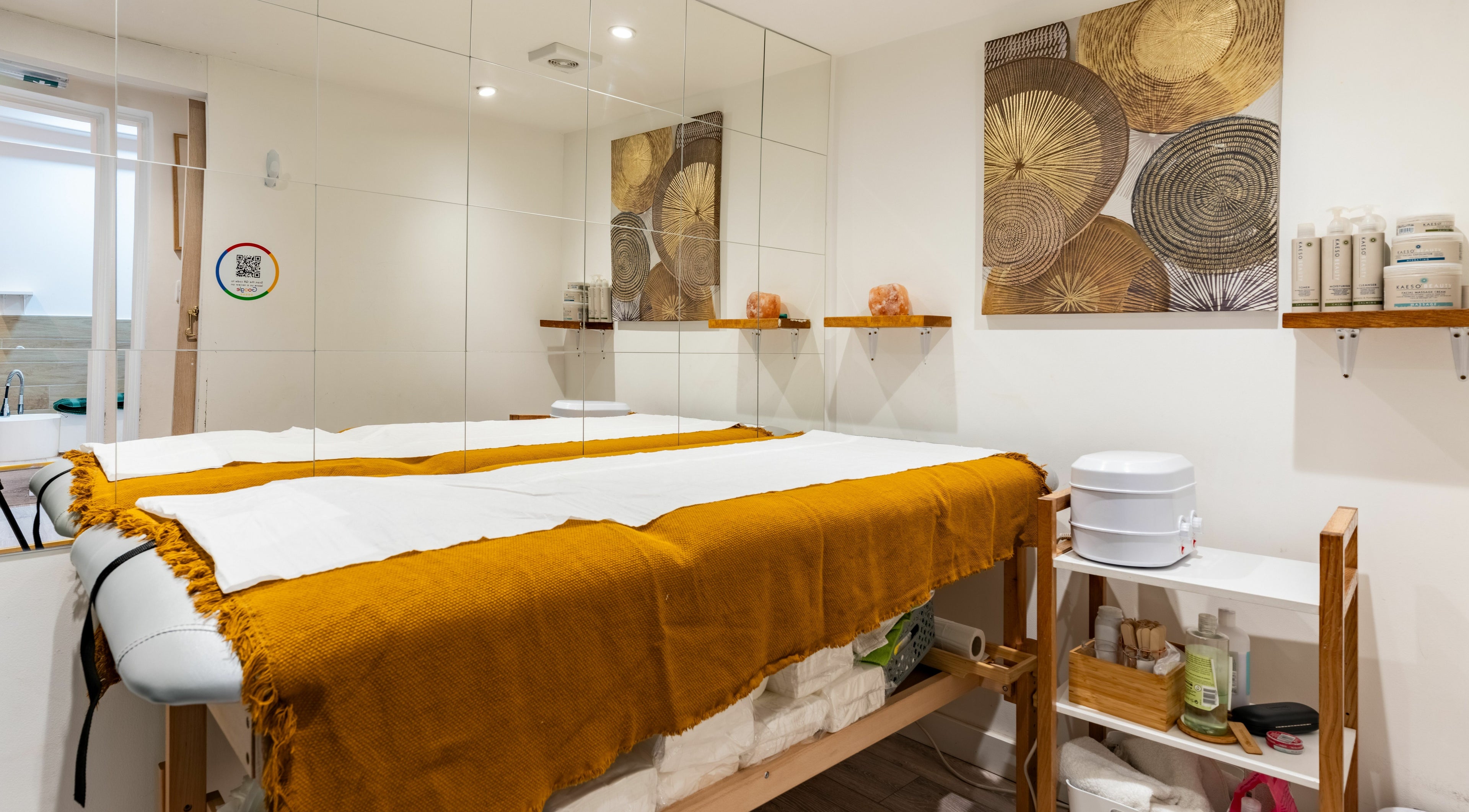 Relaxing spa room at Eighty-8 Notting Hill, London, England, GB with warm tones and calming decor.