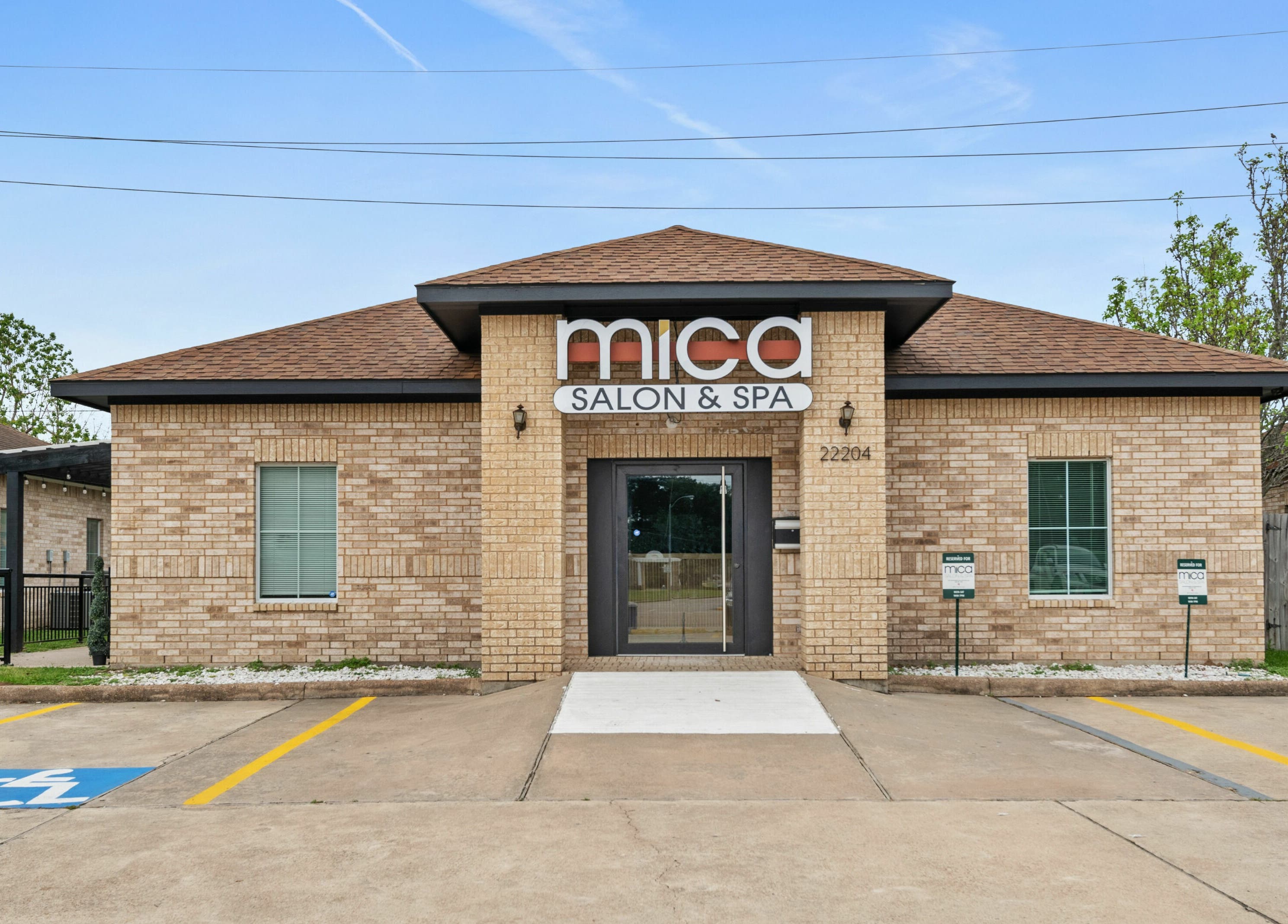 Front view of Mica Salon and Spa in Katy, Texas, US, showcasing its welcoming entrance.