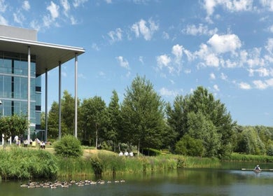 Peaceful lakeside view at SHAPINS Clinic | Reading, in Reading, England, GB. Perfect locale for relaxation.