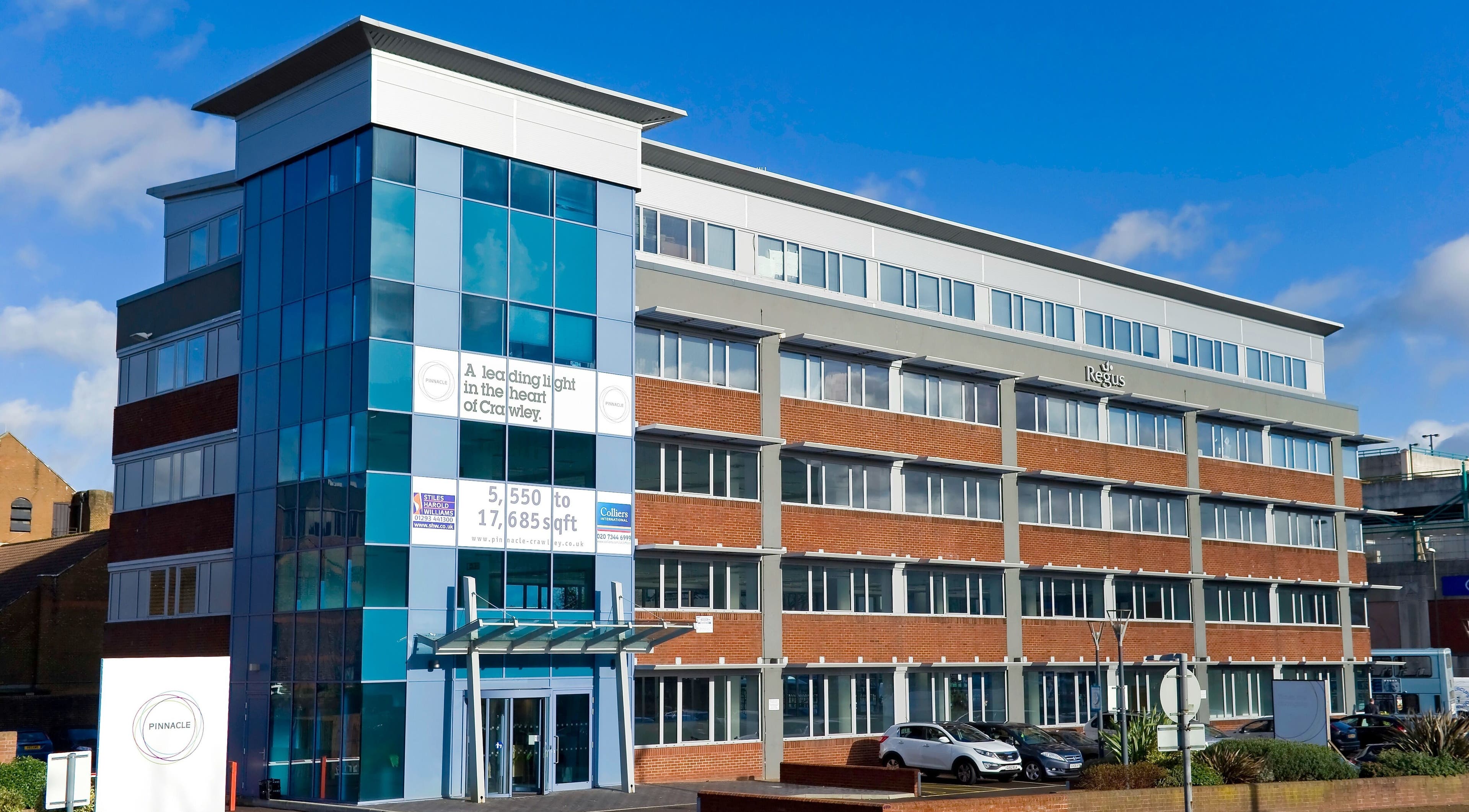 Exterior view of SHAPINS Clinic | Crawley located at Pinnacle Building, Crawley, England, GB.