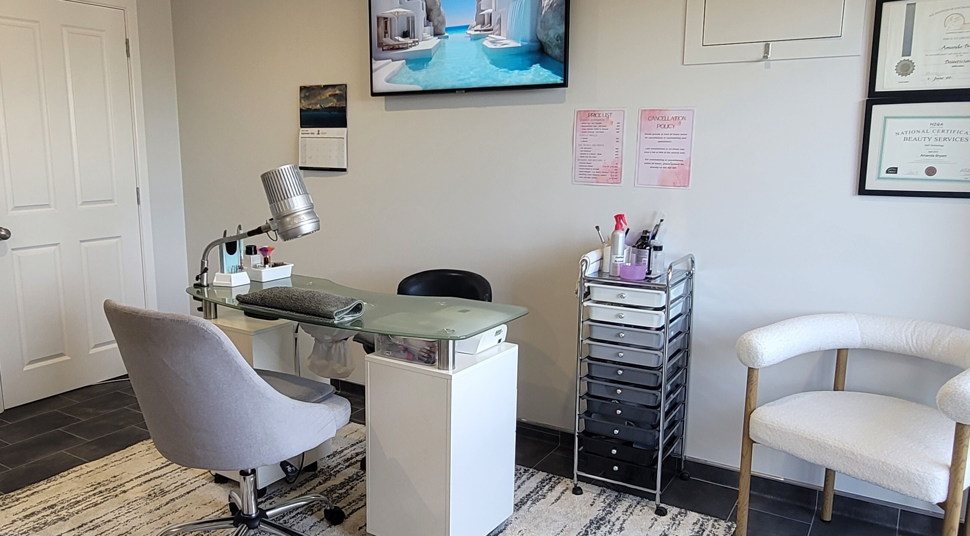Cozy nail station at Amanda's Nail and Body Sculpting Studio, Timaru, Canterbury, NZ, showcasing elegant decor.