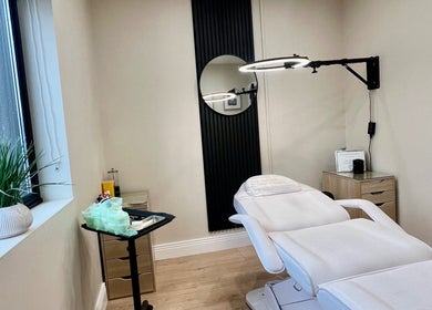 Serene treatment room at Loren Dermody PhiBrows, Carlow, County Carlow, IE. Cozy and professional environment.