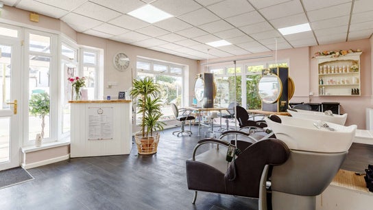 Caribou Hair and Beauty Ltd