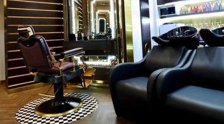 Amber Gents Salon - Paramount изображение 3