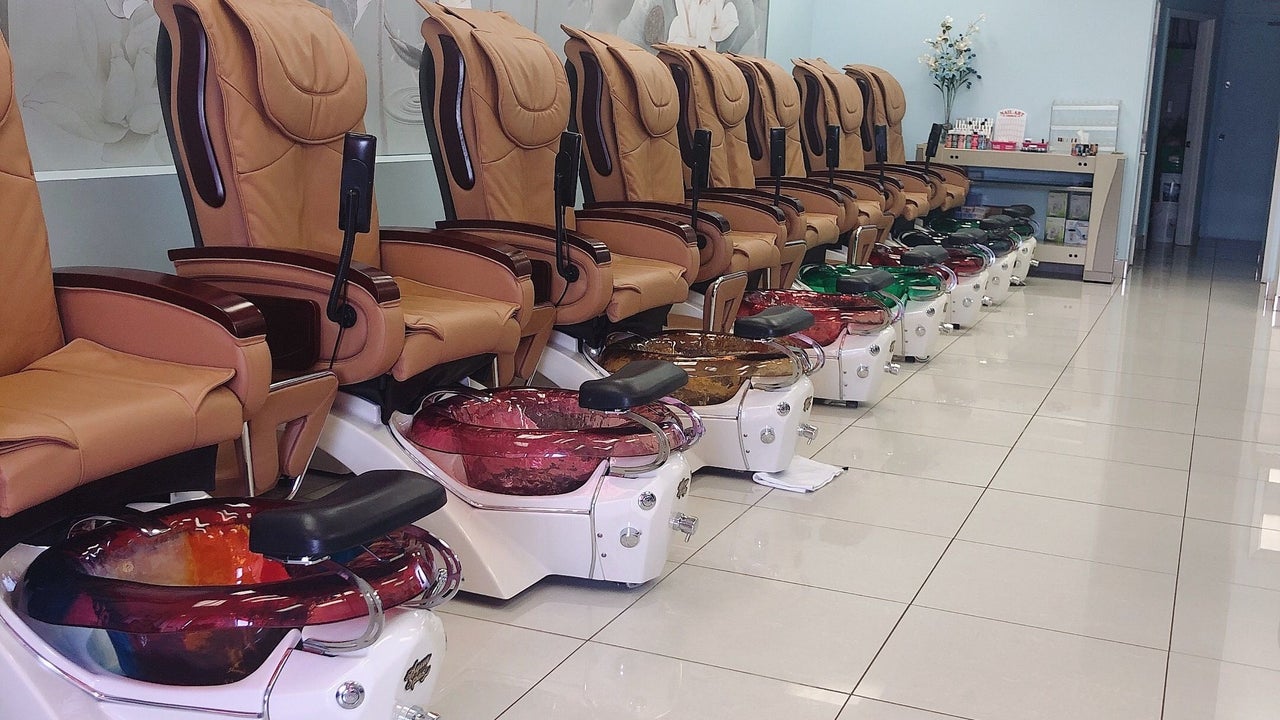 luminous nail spa prices
