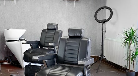 Perspective Men’s Grooming image 3