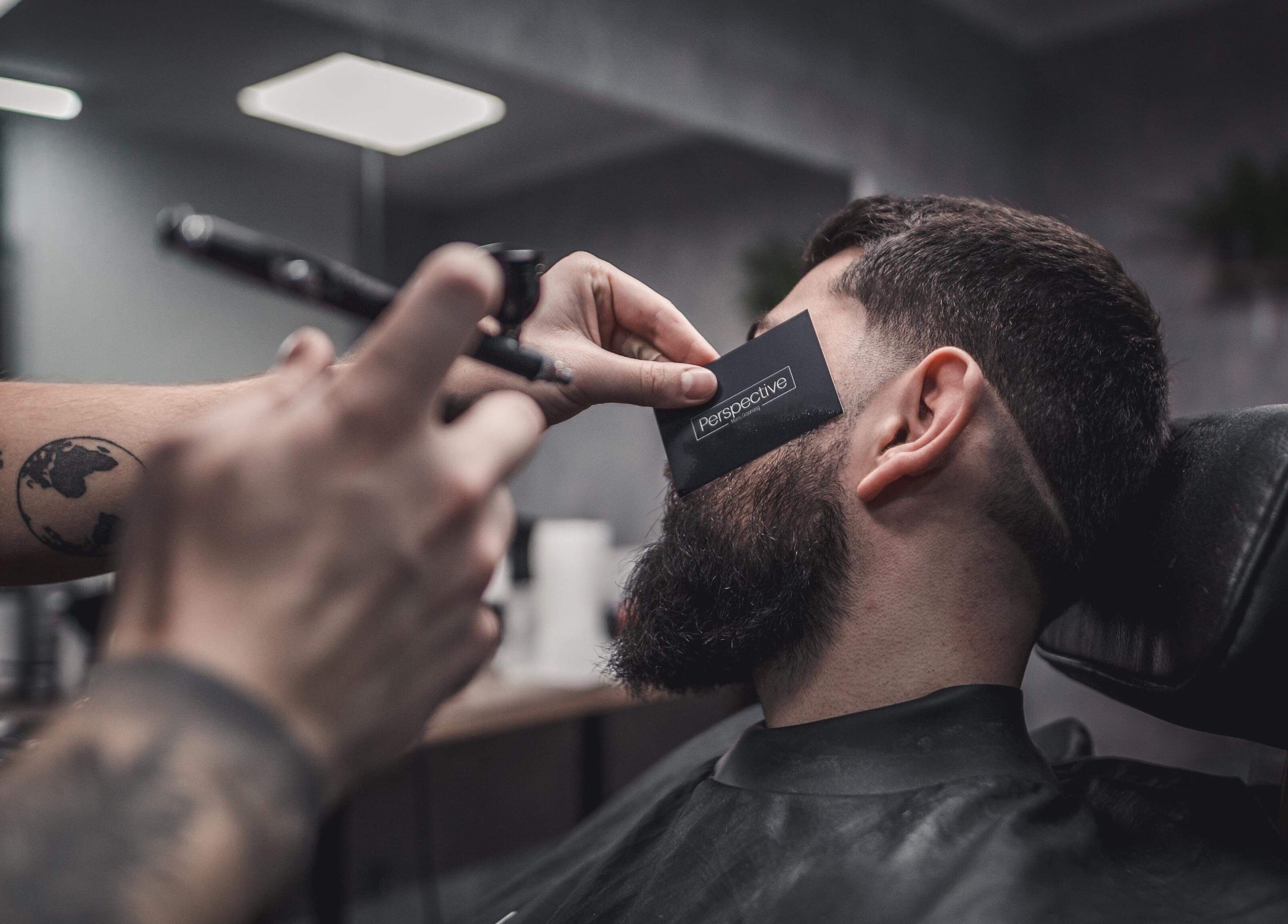 Stílusos férfi hajvágás a Perspective Men’s Groomingnál, Budapest, Magyar, HU.