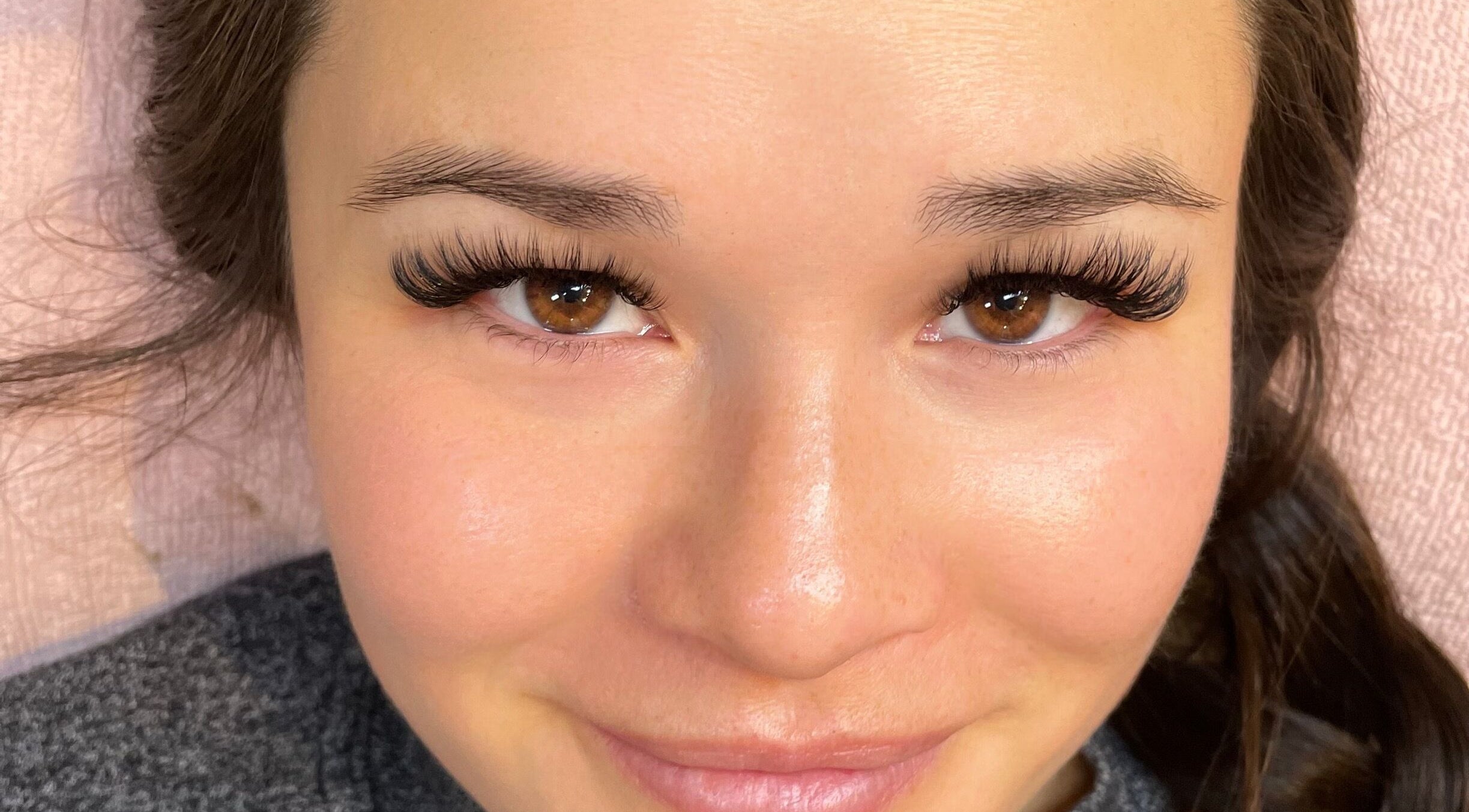 Stunning eyelash extensions at Lola’s Locks and Lashes, Kelowna, British Columbia, CA enhancing natural beauty.