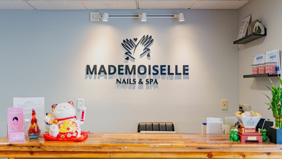 Mademoiselle Nails and Spa изображение 1