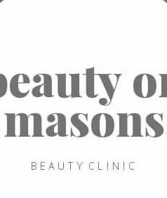 Beauty on Masons – obraz 2