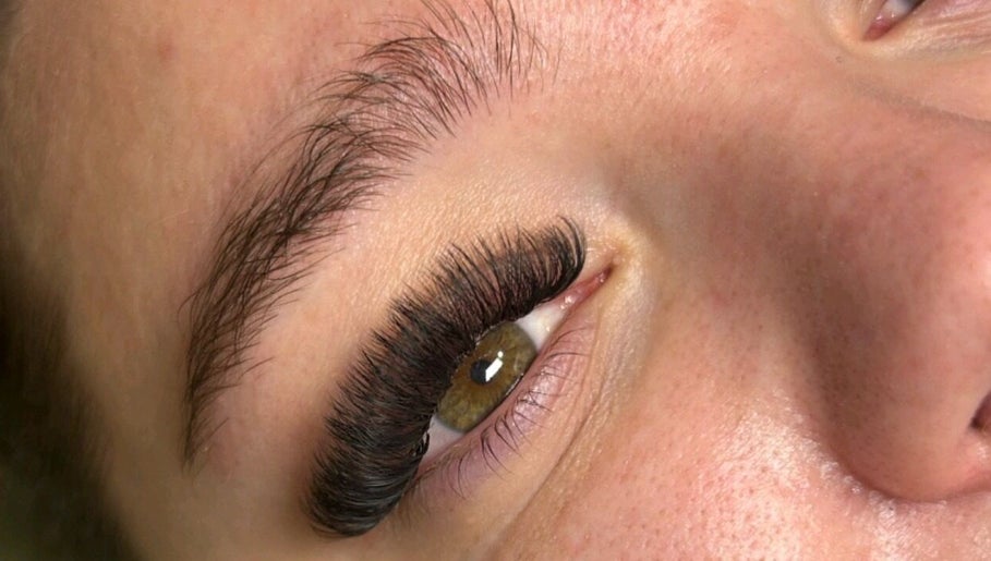 Imagen 1 de Lash & Glow Beauty and Aesthetics