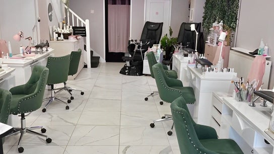 Kaycie Kyle Brislington Salon