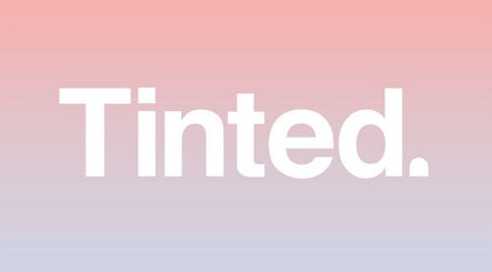 Coming Soon! Tinted. Studio - Tsim Sha Tsui. Elegant gradient logo in Kowloon, Kowloon, HK.