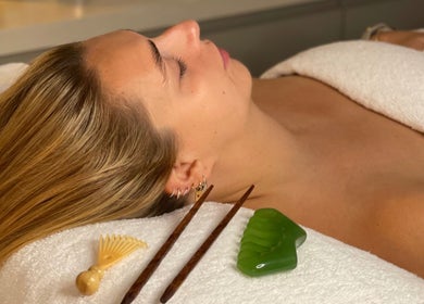 Relaxation session at Beauty + Wellness by Faye Jervis in Sheffield, England, GB with massage tools.