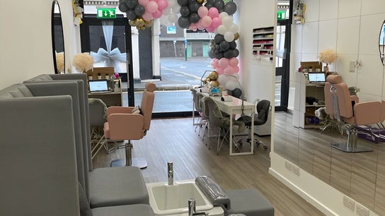 Aurae London - Nail Artistry & Beauty