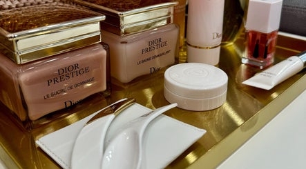 Aurae London - Nail Artistry & Beauty image 2