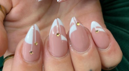 Beauty Additions Bild 2