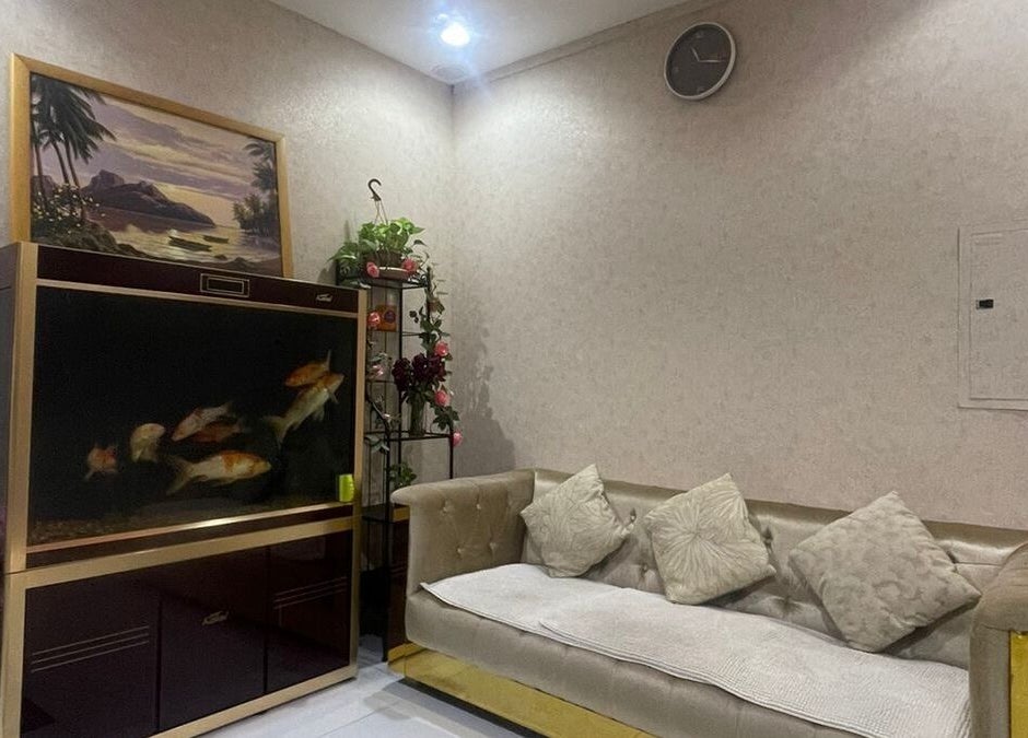 Relaxing lounge at Body Sky Massage & Spa JLT - Cluster U, Dubai, Dubai, AE with plush sofa and serene decor.