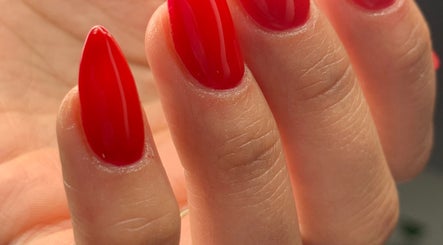 Kylea Wherry-Nail artist and educator image 3