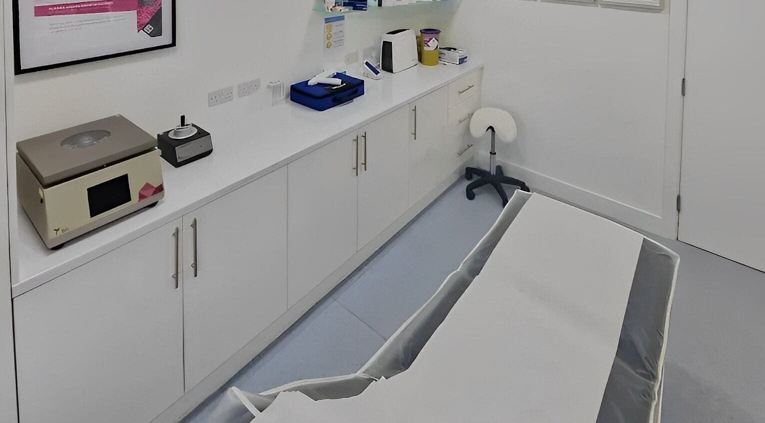 Clean treatment room at Javaani Medical and Aesthetics, Hazlemere, England, GB.