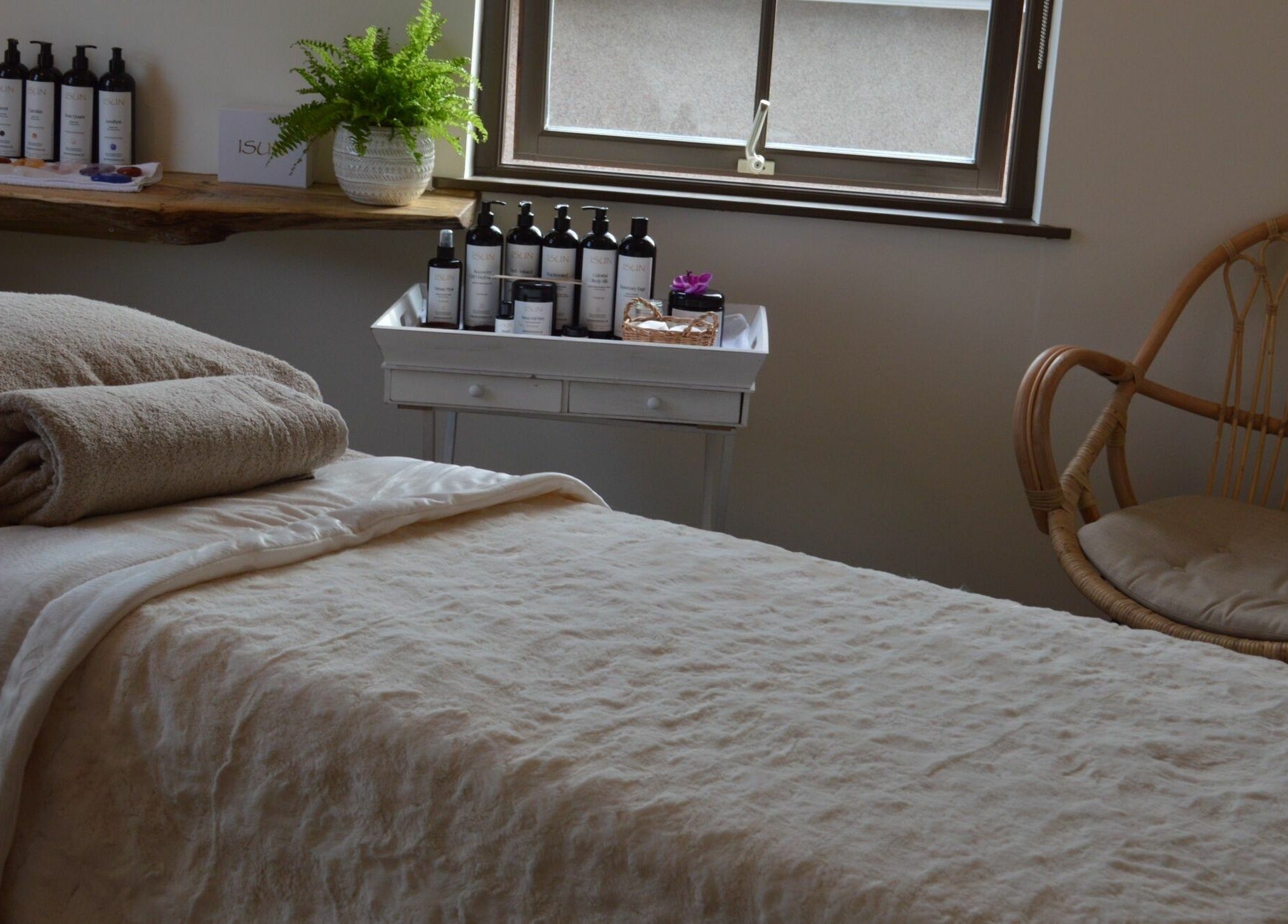 Relaxing treatment room at The Journey Studio at David Hick, Carrefour Selous, St Lawrence, JE.