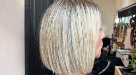 Suzanne Smith image 3
