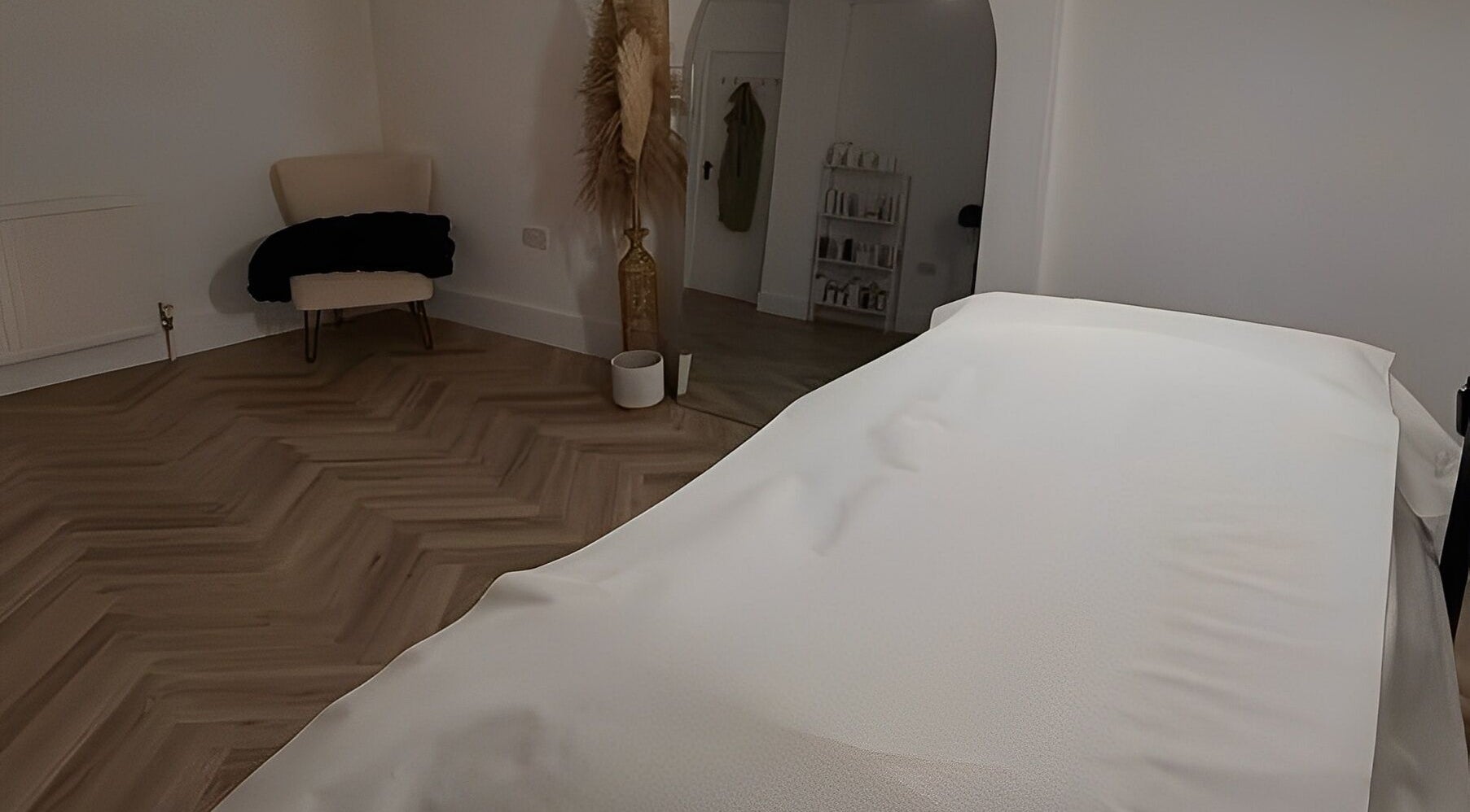 Elegant treatment room at The Facialist Hampshire in Farleigh Wallop, England, GB with calming decor.