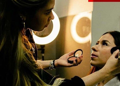 Maquillaje profesional en FELISATI SAN PEDRO, San Pedro Garza García, Nuevo León, MX. Servicio de maquillaje elegante.