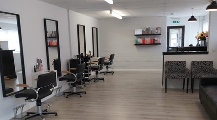 Salon 10, bilde 2