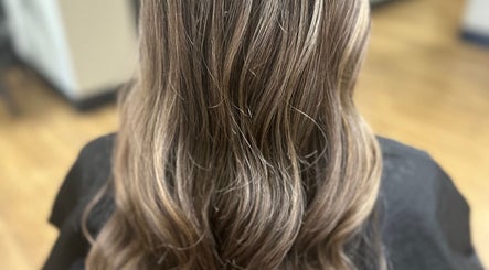 Beautifully styled brown hair at Sally Hoo in Hagerstown, Maryland, US salon.