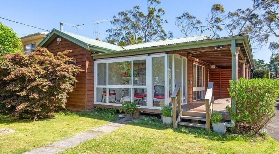 Front view of Celeste Salter Faulconbridge Clinic, a charming wellness venue in Faulconbridge, New South Wales, AU.