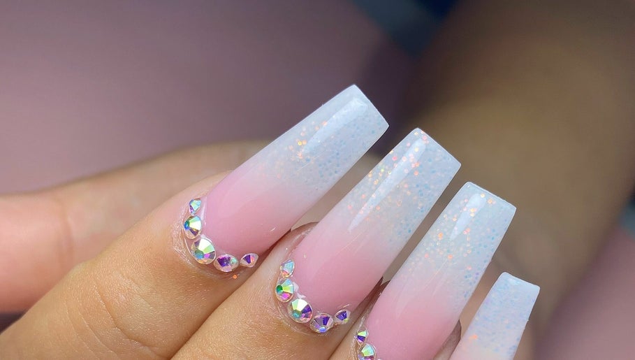 hình ảnh 1 của Liz Bruce - Nail Artist