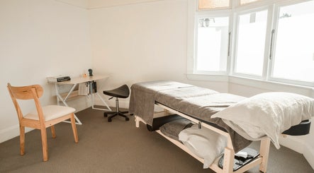 Nelson Shinkyu Acupuncture Clinic and Shiatsu Massage