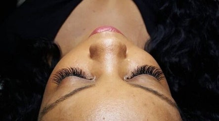 Sacred Brow and Lash Artistry image 3