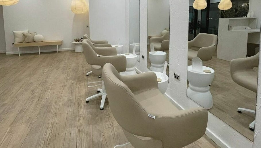 Livelle Hair Studio, bilde 1