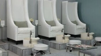 Top Nail Bar image 2