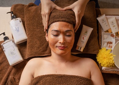 Relaxing facial treatment at Mango Bay Spa in Phú Quốc, Kiên Giang, VN, featuring soothing skincare products.