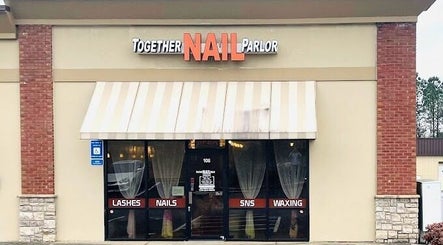 Together Nail Parlor imagem 3