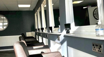 The Gallery Salon image 3