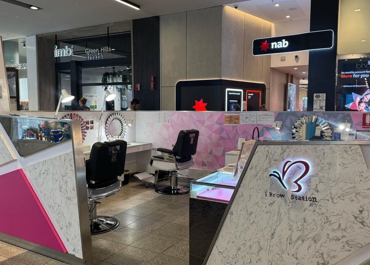 iBrow Station Greenhills at East Maitland NSW features sleek interiors and beauty stations.
