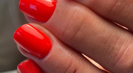 Dovile’s Nails