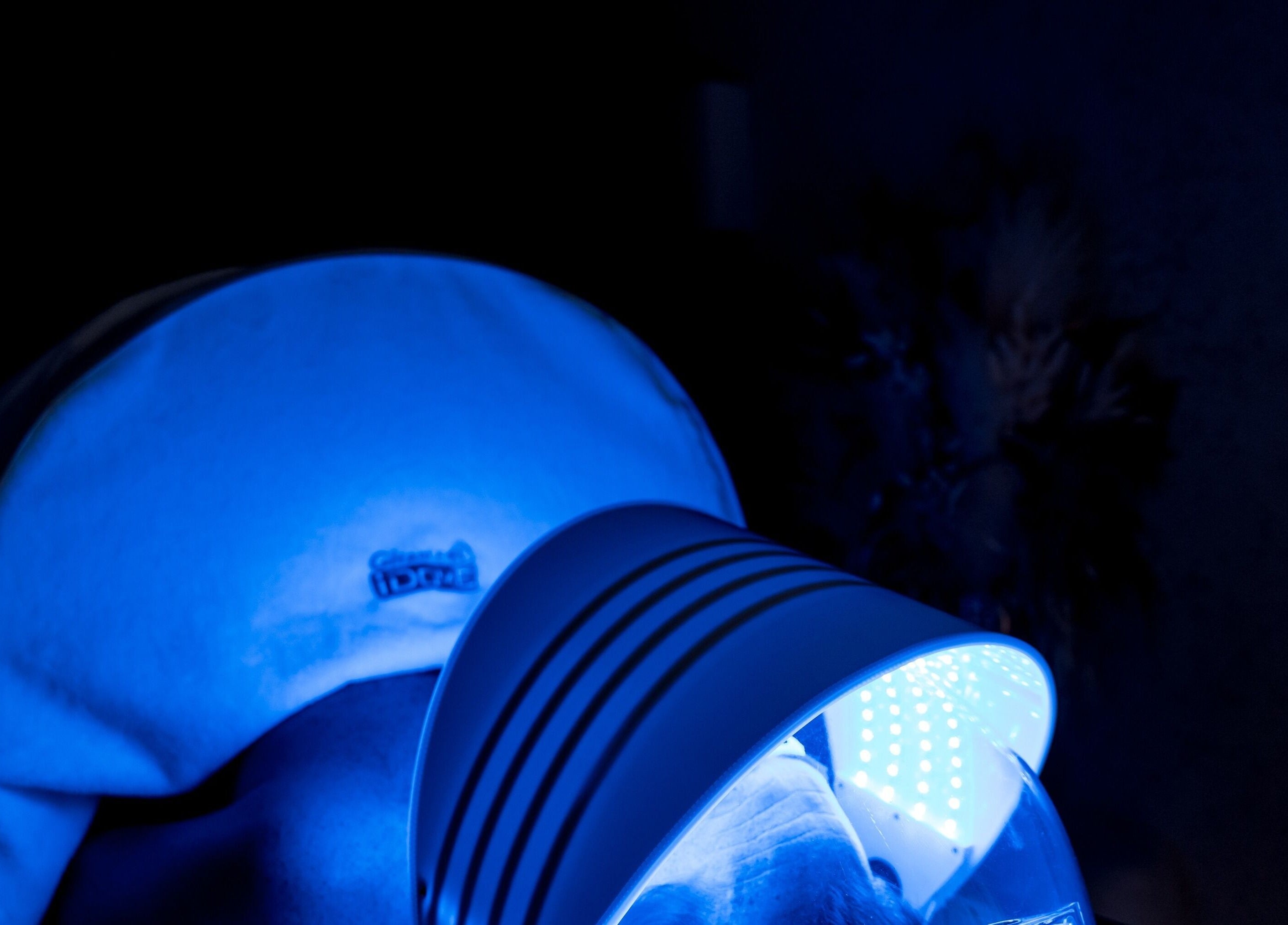 Traitement lumière LED à Pure Wellness Antarès, Les Allues, Auvergne-Rhône-Alpes, FR, pour soins peau.