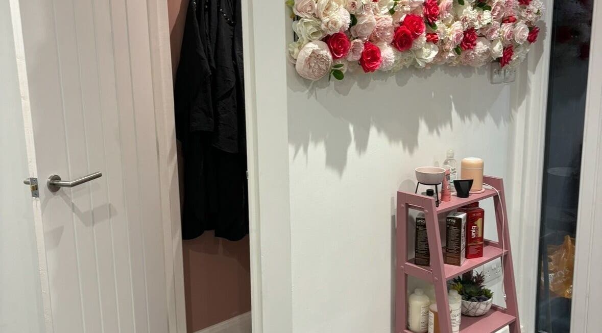 Floral decor and shelf at Lenice Kennedy Hair, Burton Latimer, England, GB.