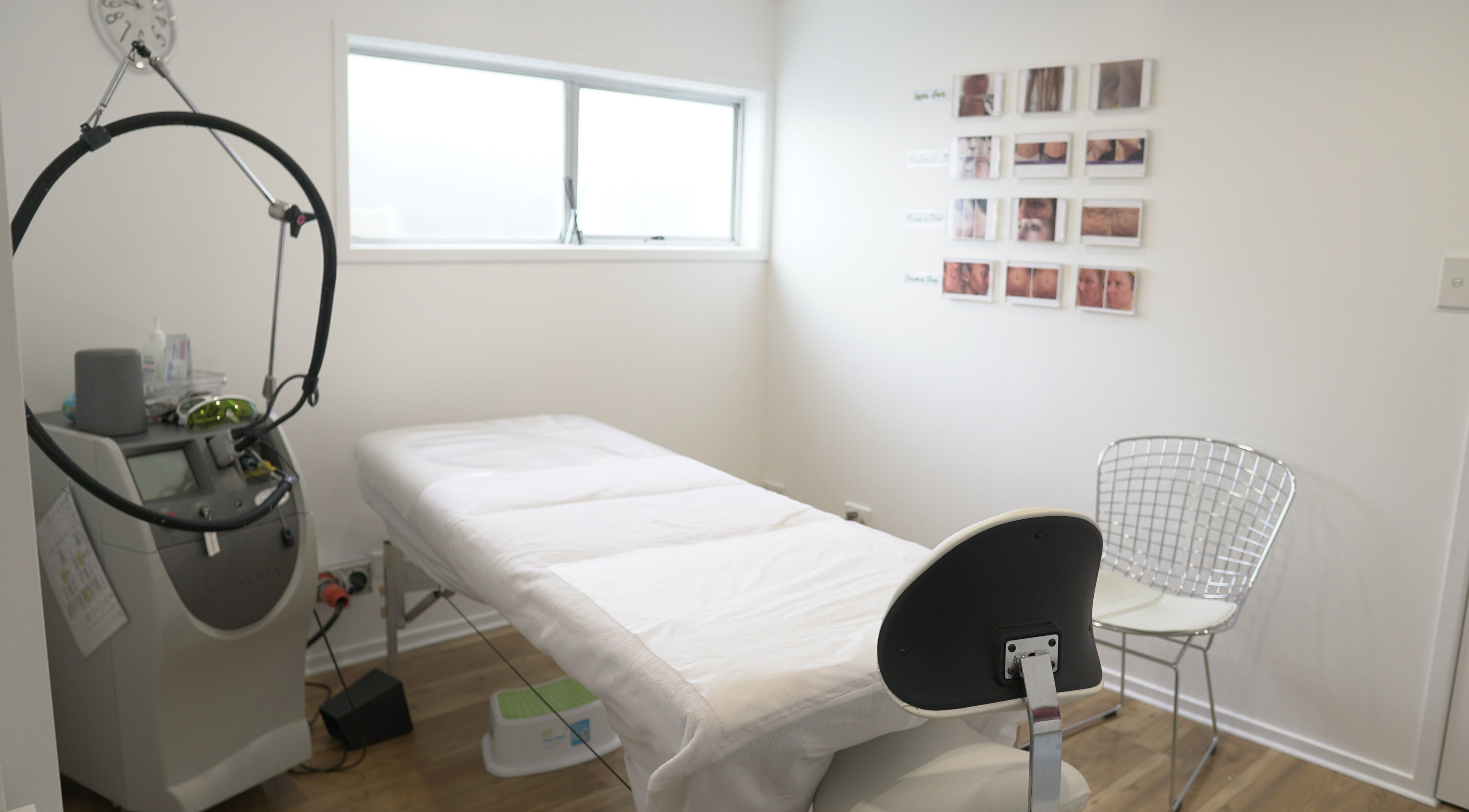 Calm and modern treatment room at Beautilase, Auckland, Auckland, NZ, featuring a treatment bed and equipment.