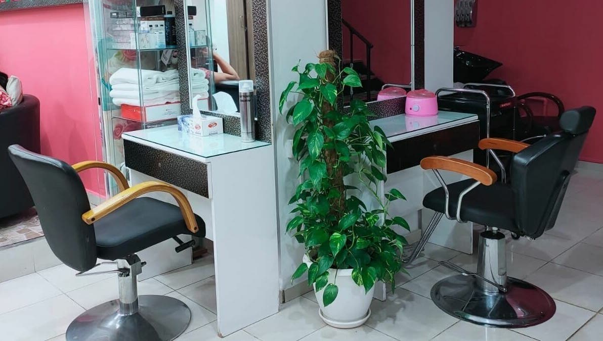 Bright, welcoming salon station with mirror at Al Nahlah Ladies Saloon, Sharjah, Sharjah, AE.