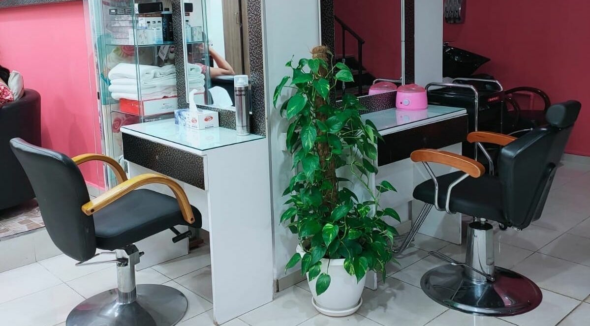 Bright, welcoming salon station with mirror at Al Nahlah Ladies Saloon, Sharjah, Sharjah, AE.