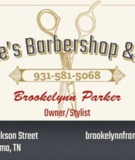 Brooke’s Barbershop and Salon billede 2